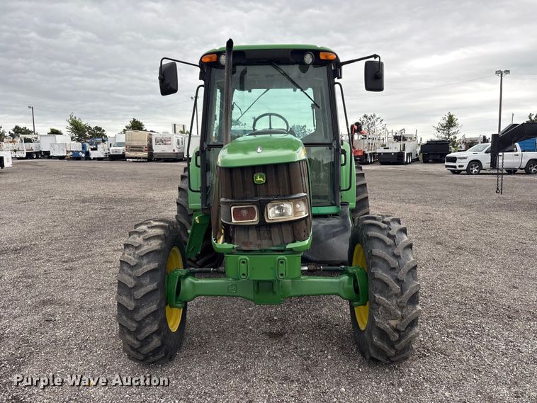 image for item EG9216 2005 John Deere 6415 MFWD tractor