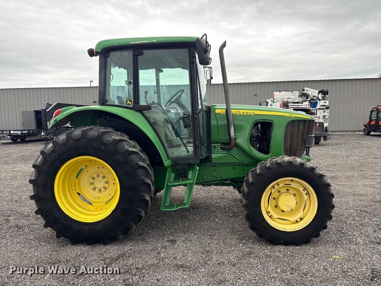 image for item EG9216 2005 John Deere 6415 MFWD tractor