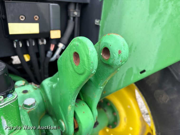 image for item EG9216 2005 John Deere 6415 MFWD tractor