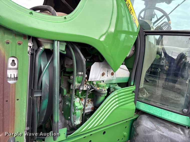 image for item EG9216 2005 John Deere 6415 MFWD tractor