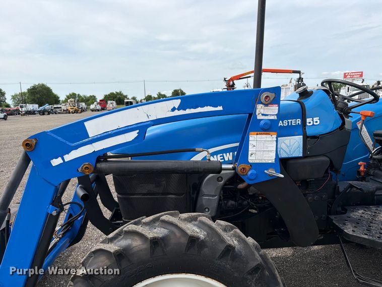 image for item EG9229 New Holland 55 Workmaster MFWD tractor