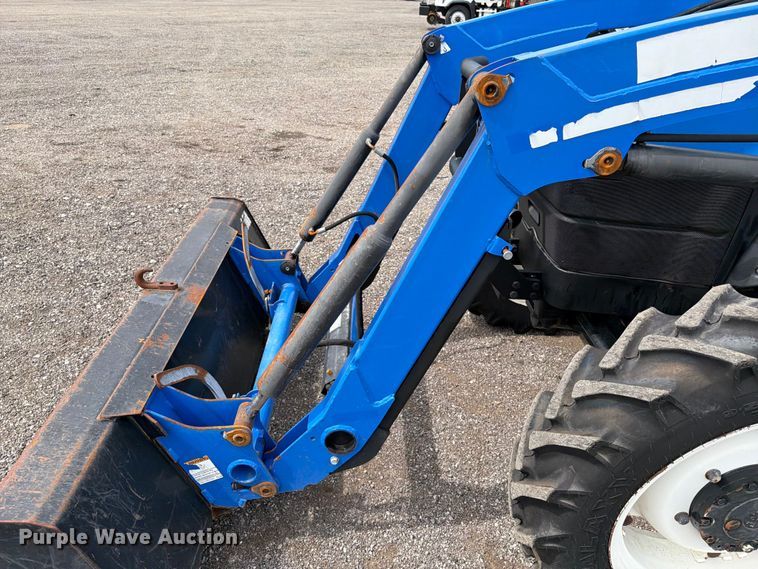 image for item EG9229 New Holland 55 Workmaster MFWD tractor