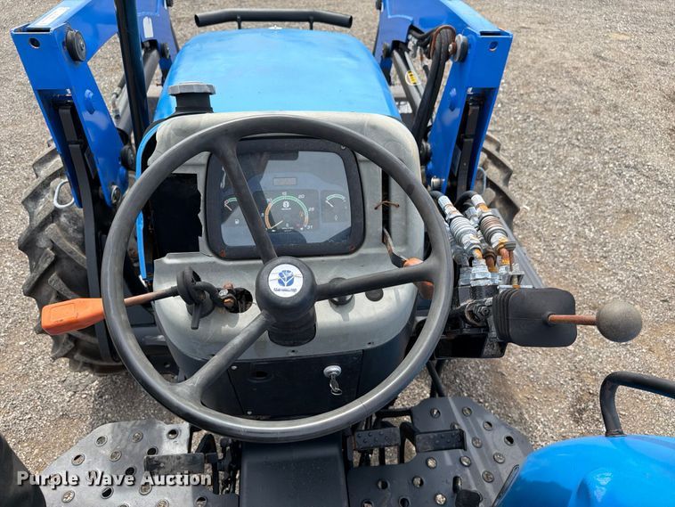 image for item EG9229 New Holland 55 Workmaster MFWD tractor