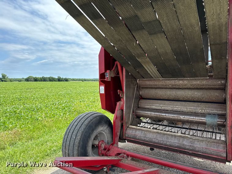 image for item EN0326 2012 Case IH RB564 round baler