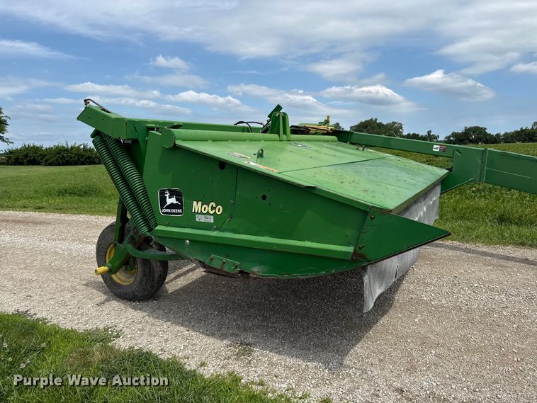 image for item EN0327 John Deere 920 Moco disc mower