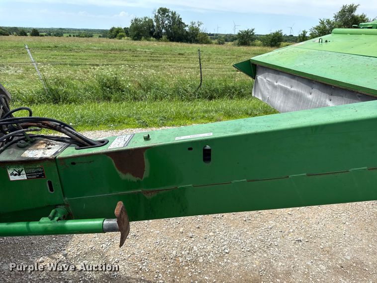 image for item EN0327 John Deere 920 Moco disc mower