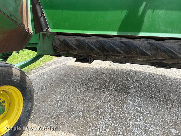 image for item EN0327 John Deere 920 Moco disc mower