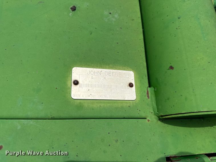 image for item EN0327 John Deere 920 Moco disc mower