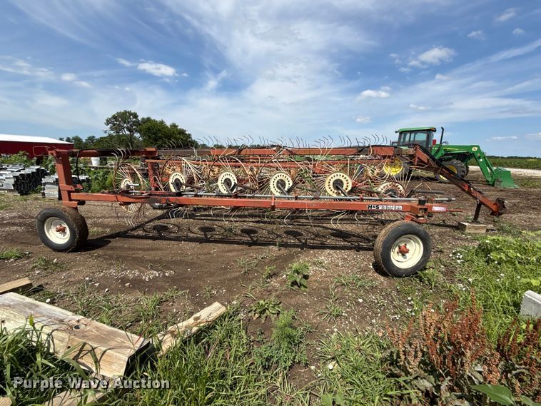 image for item EN0328 H&S bi fold rake hay rake