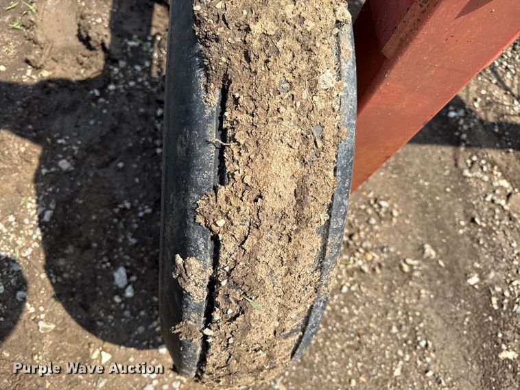 image for item EN0328 H&S bi fold rake hay rake