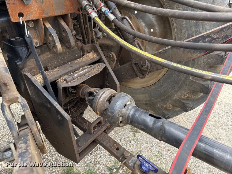 image for item EN0350 2000 Vermeer BP7000 bale processor