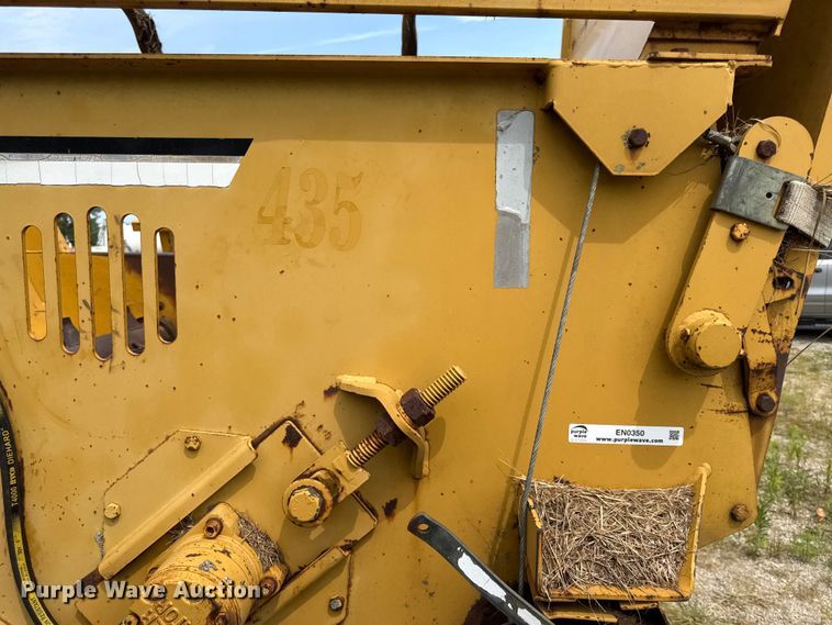 image for item EN0350 2000 Vermeer BP7000 bale processor