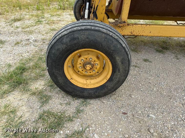 image for item EN0350 2000 Vermeer BP7000 bale processor