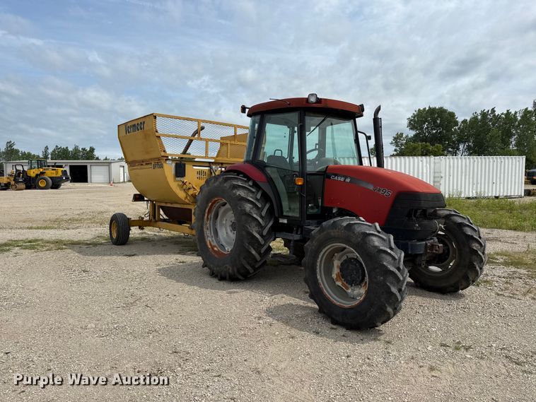 image for item EN0351 2004 Case IH JX95 MFWD tractor