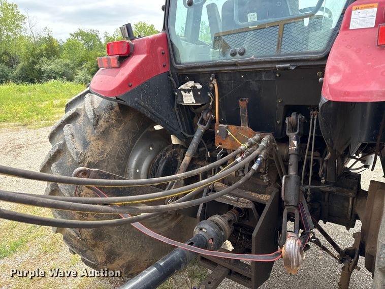 image for item EN0351 2004 Case IH JX95 MFWD tractor