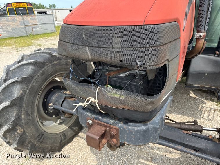 image for item EN0351 2004 Case IH JX95 MFWD tractor