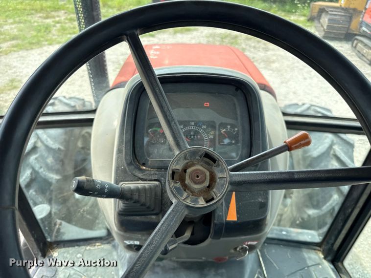 image for item EN0351 2004 Case IH JX95 MFWD tractor