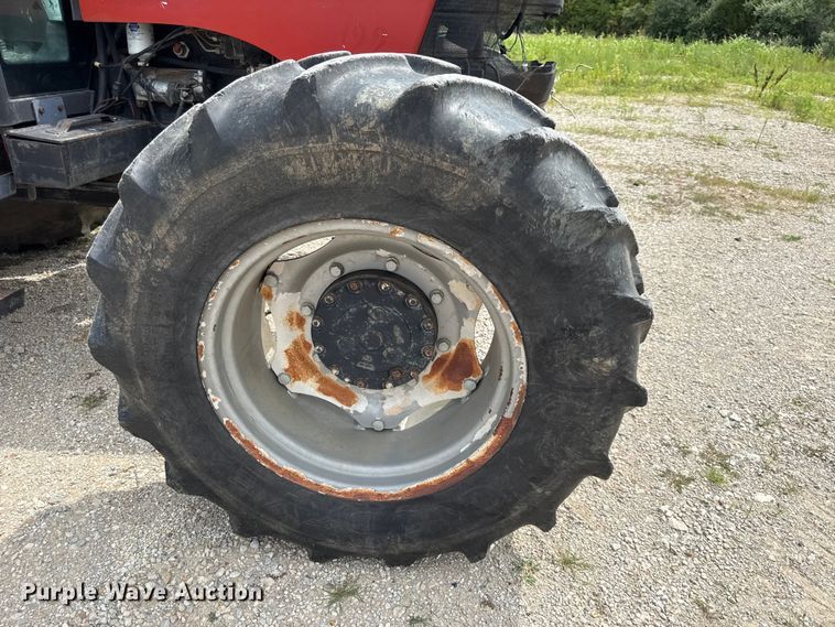 image for item EN0351 2004 Case IH JX95 MFWD tractor