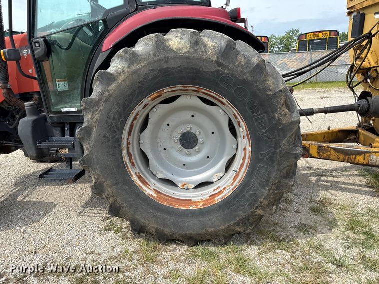 image for item EN0351 2004 Case IH JX95 MFWD tractor