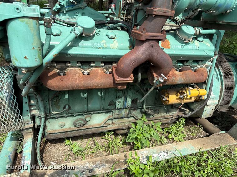 image for item EN0358 Detroit Diesel 16V71 generator