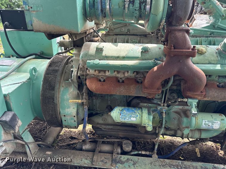 image for item EN0358 Detroit Diesel 16V71 generator