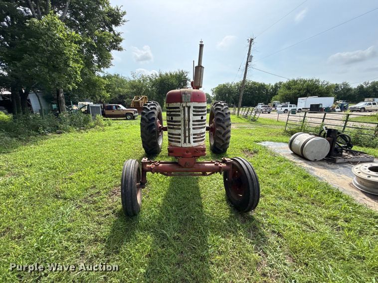 image for item EN0359 1957 Farmall 450 tractor