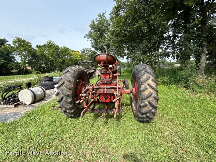 image for item EN0359 1957 Farmall 450 tractor