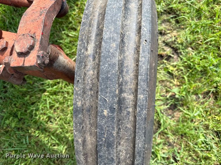 image for item EN0359 1957 Farmall 450 tractor
