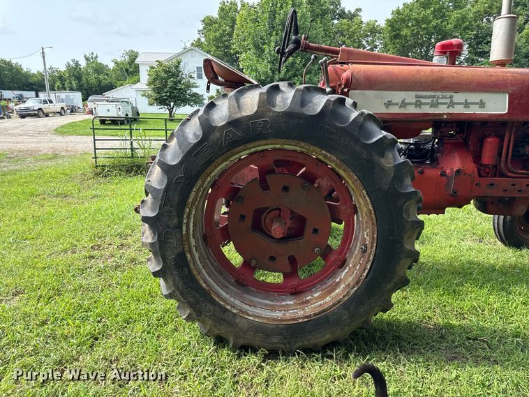 image for item EN0359 1957 Farmall 450 tractor