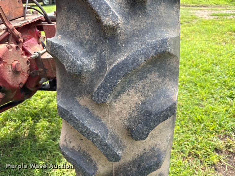 image for item EN0359 1957 Farmall 450 tractor