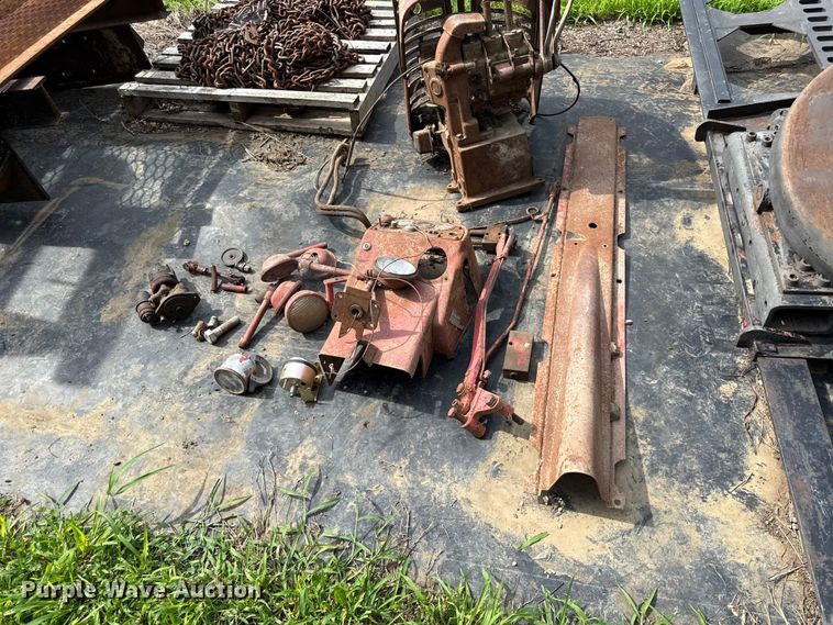 image for item EN0360 1957 Farmall 350 tractor
