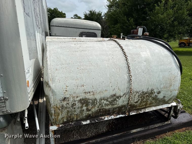 image for item EN0370 (2) fuel tanks