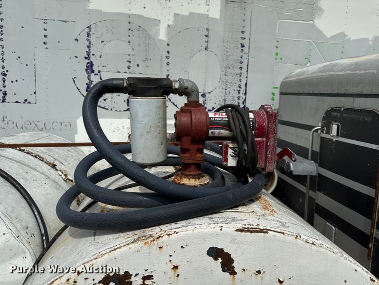 image for item EN0370 (2) fuel tanks