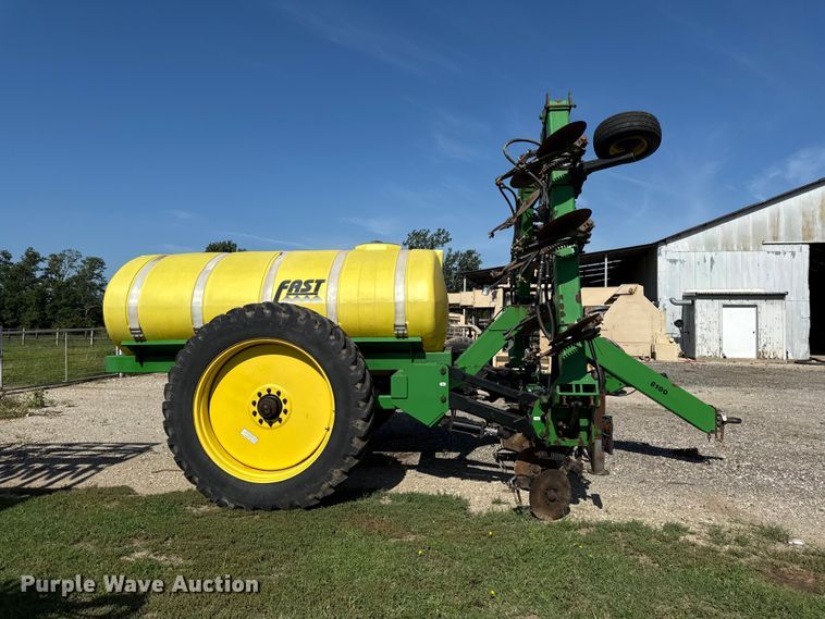 image for item EN0379 Fast 8100 liquid fertilizer applicator