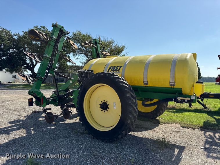 image for item EN0379 Fast 8100 liquid fertilizer applicator