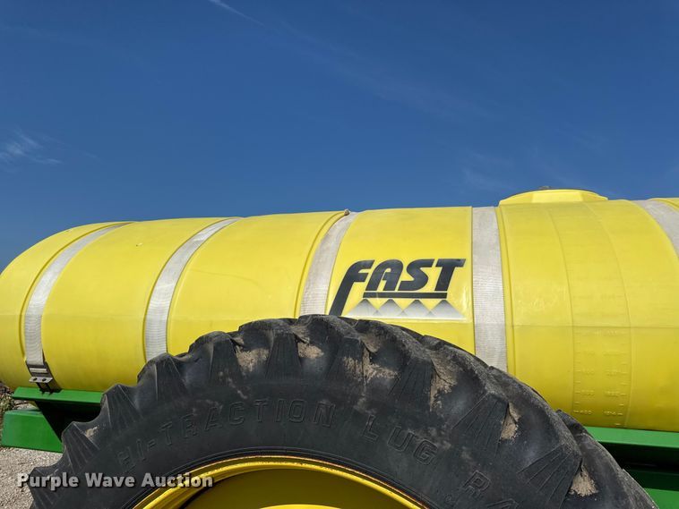 image for item EN0379 Fast 8100 liquid fertilizer applicator