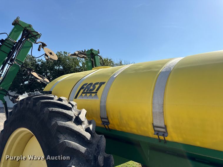 image for item EN0379 Fast 8100 liquid fertilizer applicator