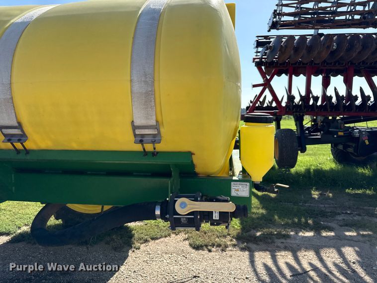 image for item EN0379 Fast 8100 liquid fertilizer applicator