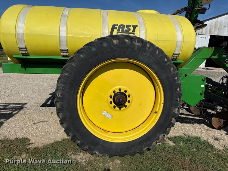 image for item EN0379 Fast 8100 liquid fertilizer applicator