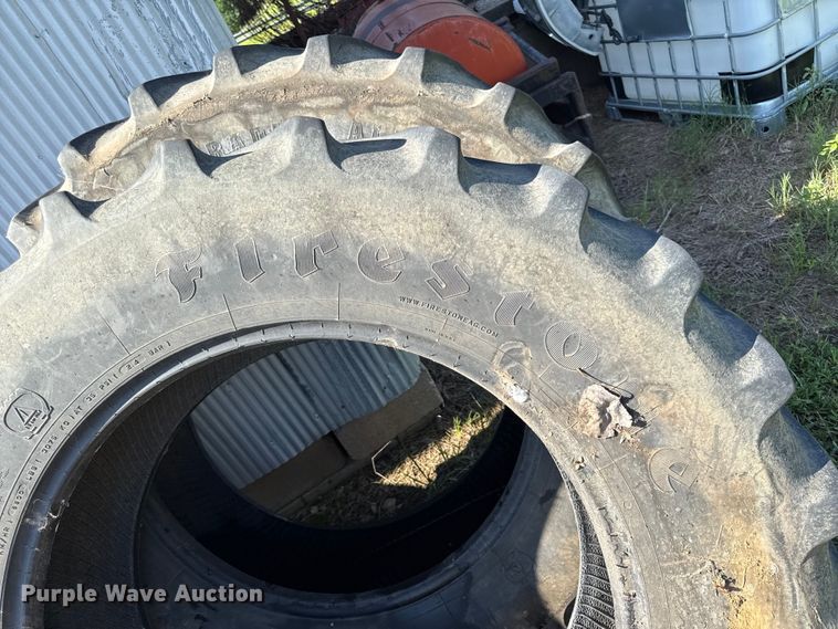image for item EN0381 (4) Firestone 420/85R34 tires