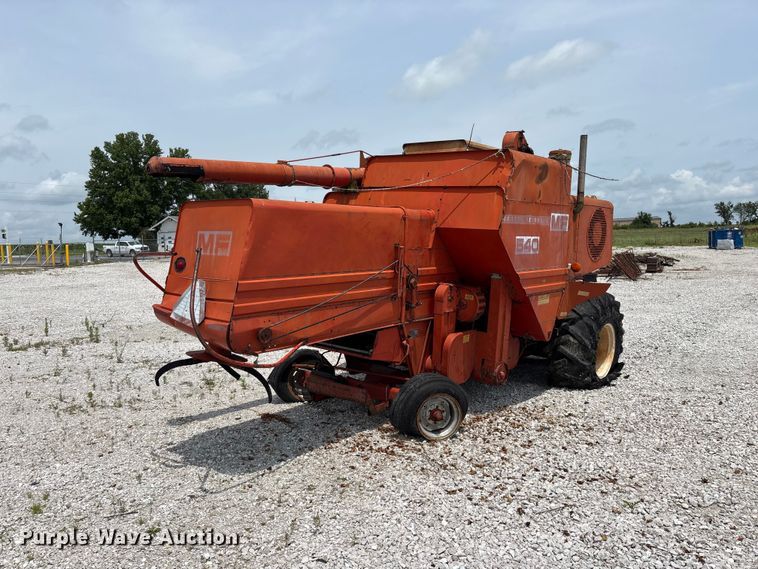 image for item EO4354 Massey Ferguson 540 combine