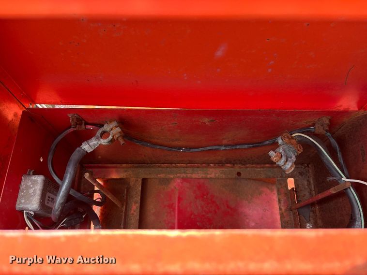 image for item EO4354 Massey Ferguson 540 combine