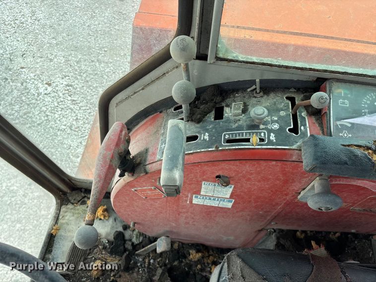 image for item EO4354 Massey Ferguson 540 combine