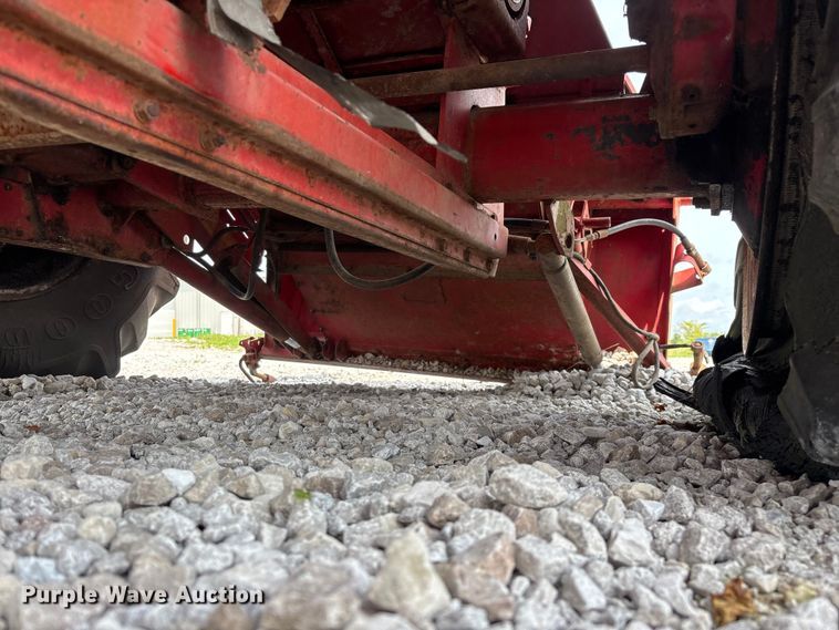 image for item EO4354 Massey Ferguson 540 combine