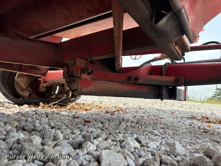 image for item EO4354 Massey Ferguson 540 combine