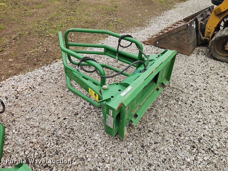 image for item EO8523 2022 McHale R5 bale grabber