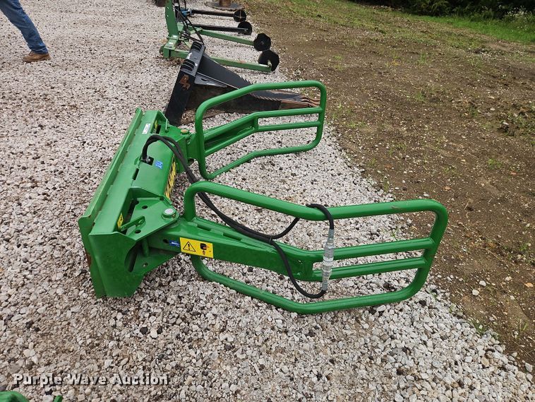 image for item EO8524 2022 McHale R5 bale grabber