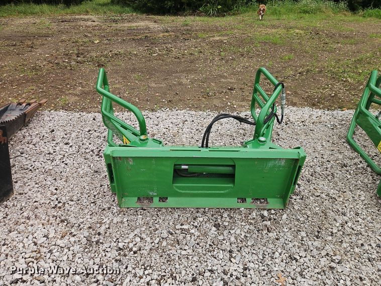 image for item EO8524 2022 McHale R5 bale grabber