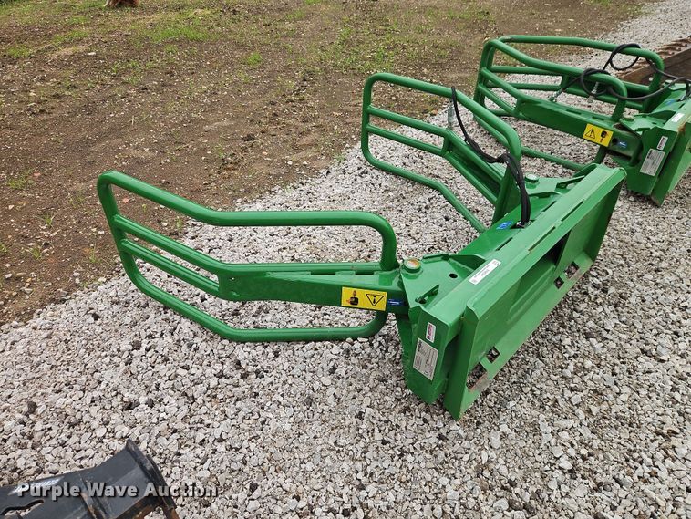 image for item EO8524 2022 McHale R5 bale grabber