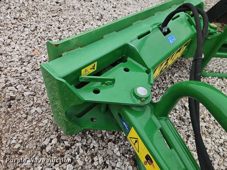 image for item EO8524 2022 McHale R5 bale grabber
